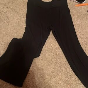 Black flared legging